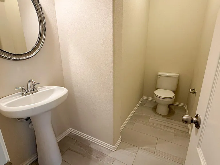2338 Beacon Brook Ln — Photo 5