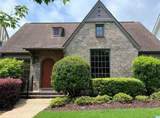 1855 Chace Dr, Hoover, AL 35244