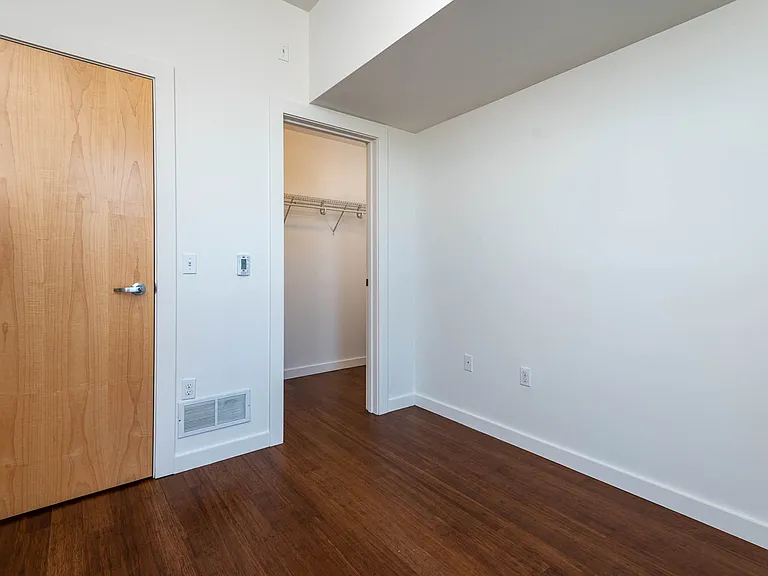 Central Eastside Lofts | Richmond Bedroom