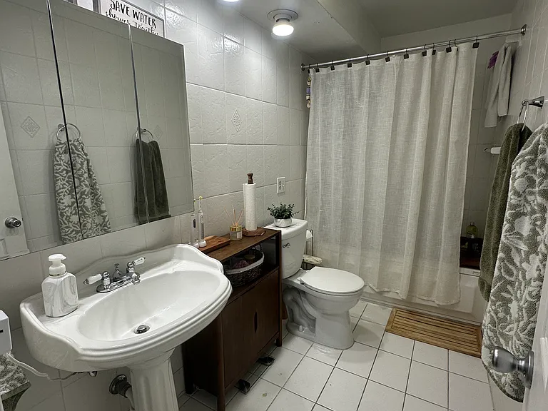 13951 Kendale Lakes Cir #807 — Photo 8