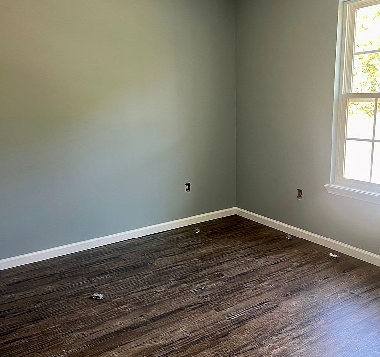 2nd image of 1491 Woodvalley Dr