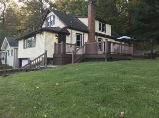 213 Lakeside Ave, Lake Hopatcong, NJ 07849