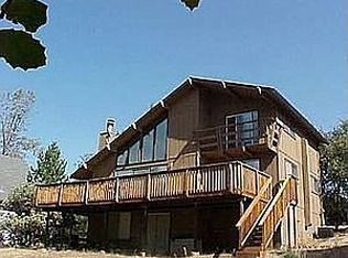 19302 Oak Grove Cir, Groveland, CA 95321