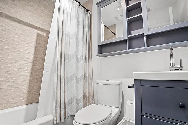 Rented by Century Homes Realty Group LLC | media 20