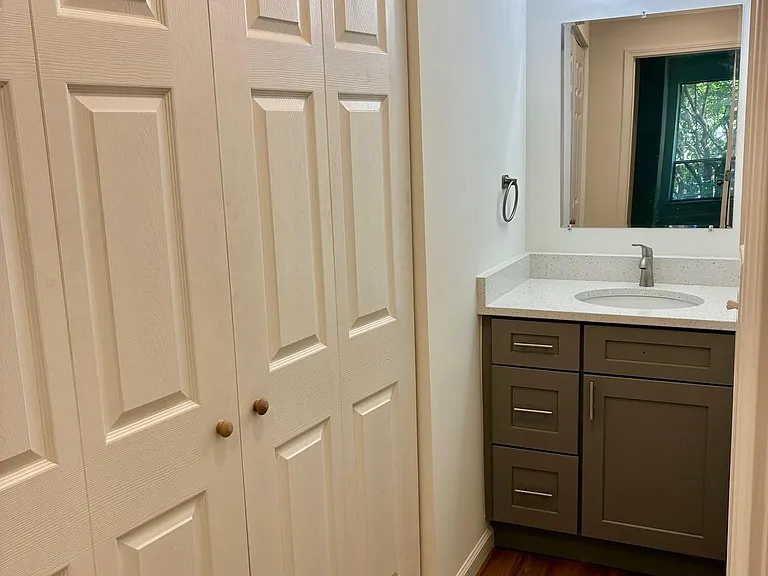 5772 Rexford Ct #G — Photo 15