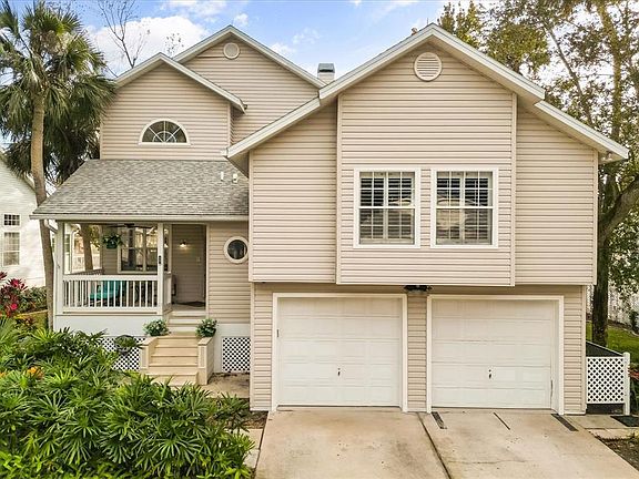 3rd image of 227 River Village Dr