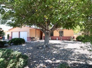 212 Claire Ln SW, Albuquerque, NM 87121