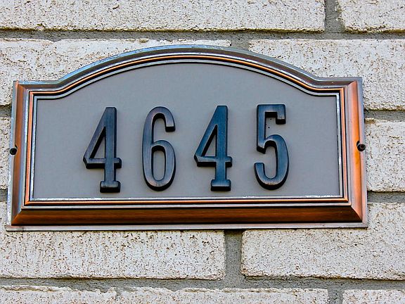 4th image of 4645 Sherwood St NE