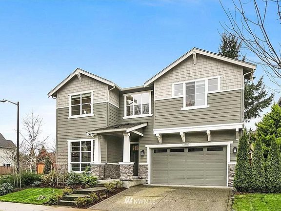 2nd image of 13509 NE 203rd Ct