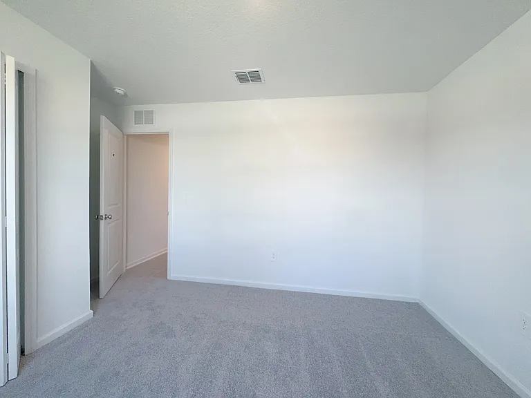 2362 McKinley Dr — Photo 26
