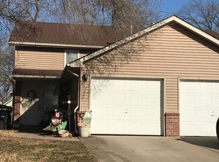 218 E Wiley Ave, Augusta, KS 67010