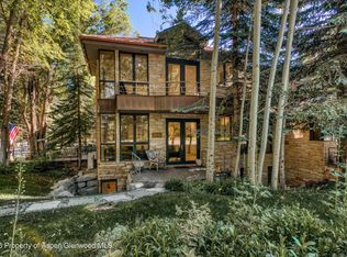 736 W Smuggler St #B, Aspen, CO 81611