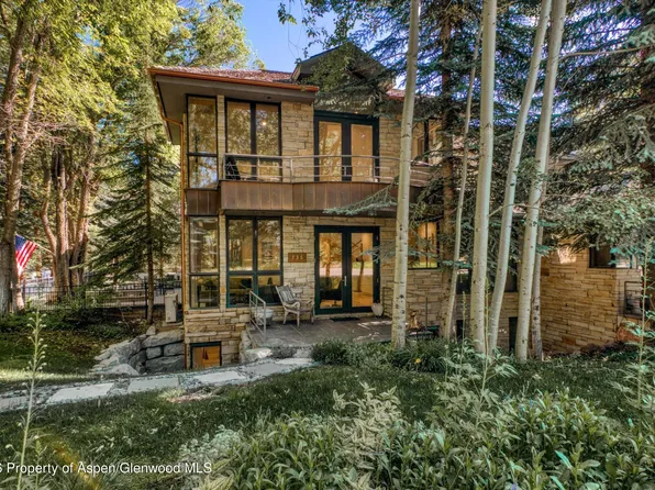 736 W Smuggler St #B, Aspen, CO 81611