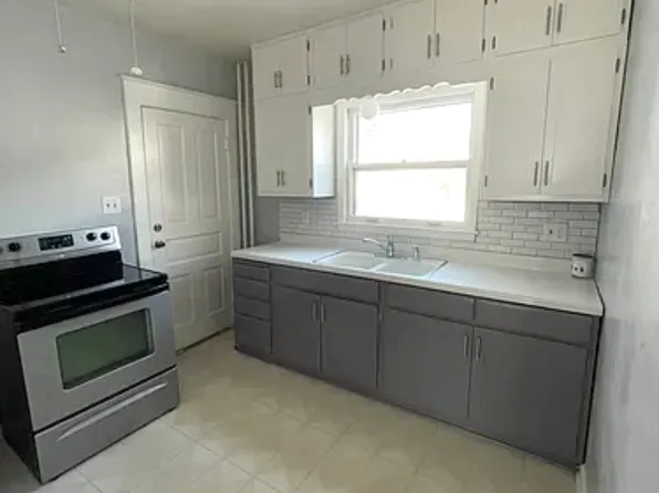 (undisclosed Address), Saint Paul, MN 55130