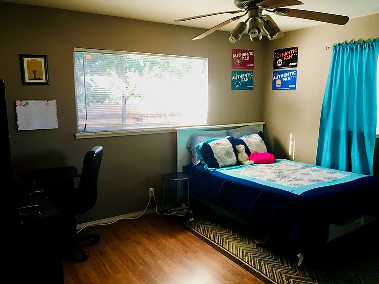 1121 W Churchill St #1 — Photo 6
