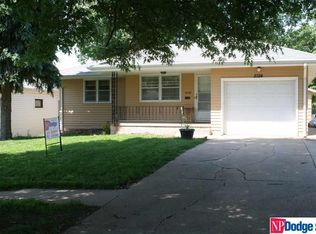 2724 N 63rd St, Omaha, NE 68104