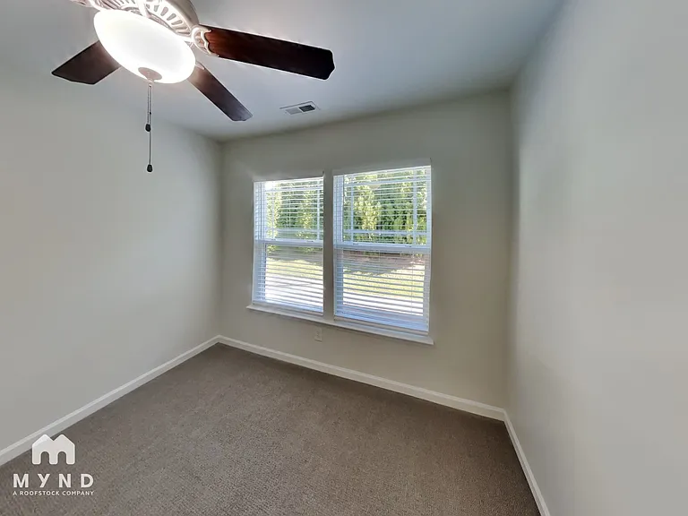 182 Red Admiral Ct — Photo 22