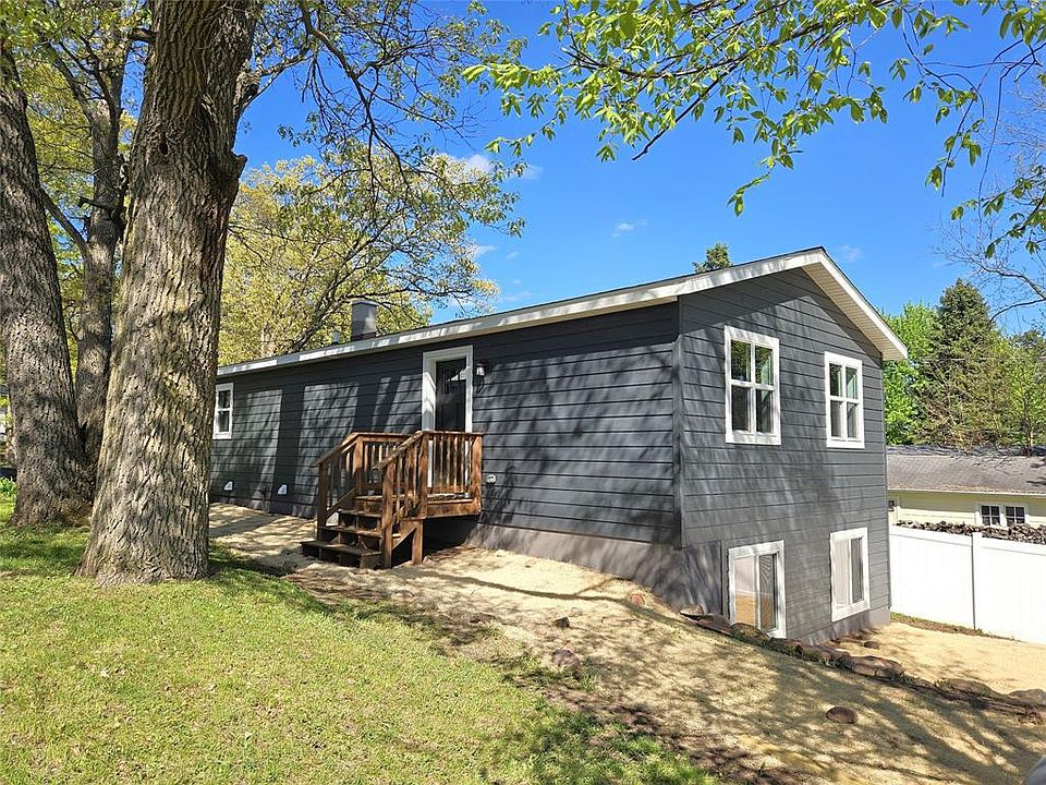 1st image of 411 Poplar Street
