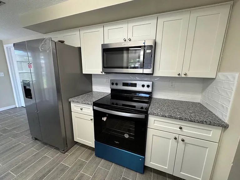 5636 Casino Dr — Photo 7