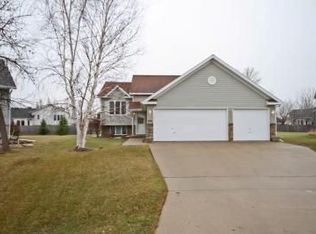 3557 19th St S, Fargo, ND 58104