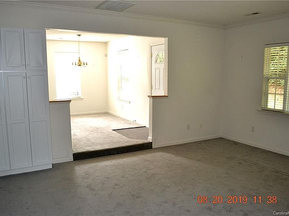 5th image of 4231 Melrose Club Dr