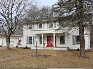 2545 Madison Pl, La Crosse, WI 54601