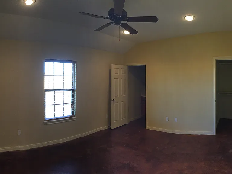 5704A Foxborough Dr — Photo 8