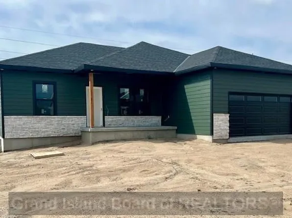 1010 27th St, Central City, NE 68826