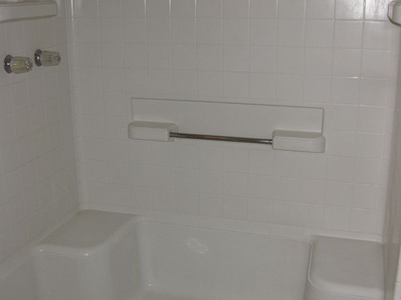 MASTER SHOWER
