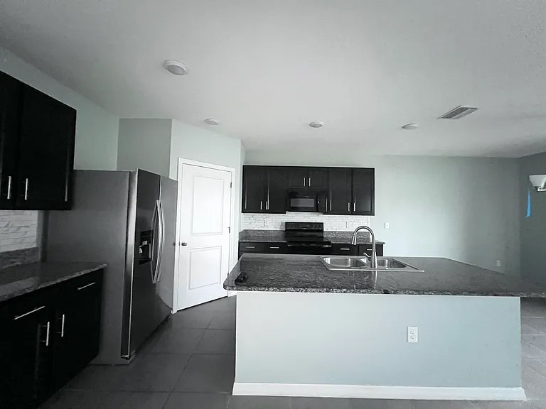 14161 Arbor Pines Dr — Photo 4