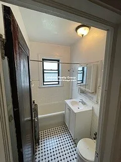 4521 N Paulina St #1A — Photo 6