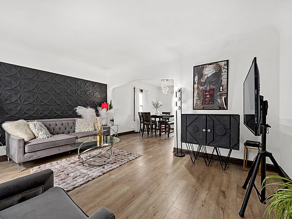 4th image of 3611 Home Ave