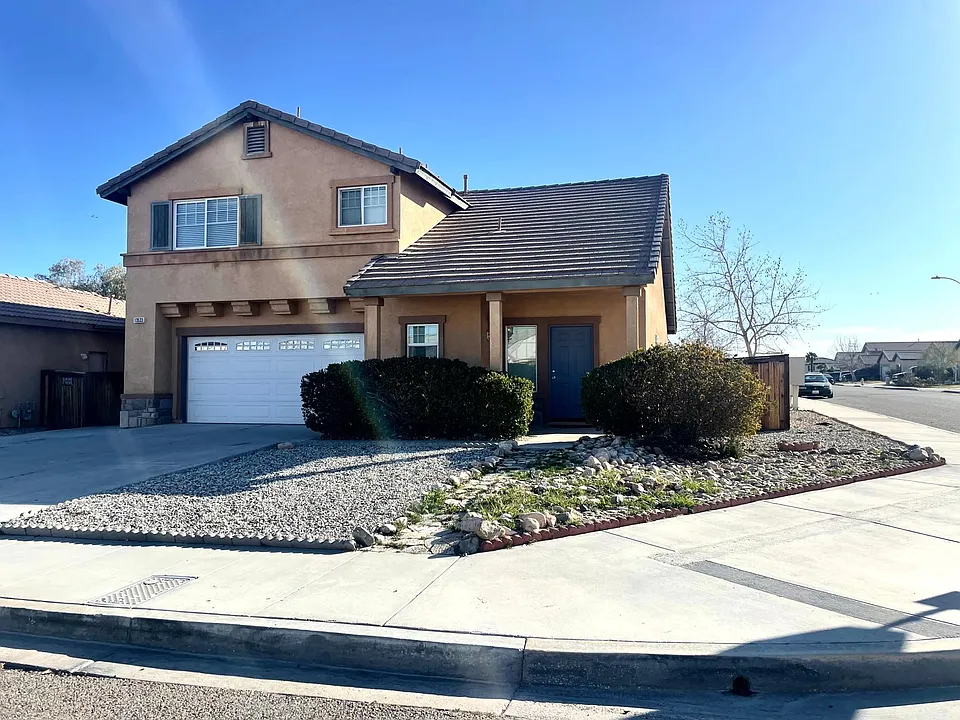 13533 Princeton Dr