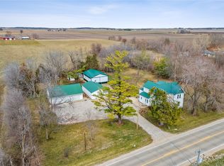939 County Home Rd, Springville, IA 52336