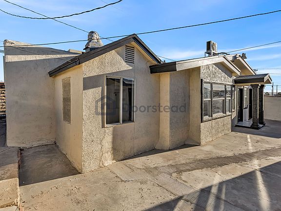 5th image of 2917 Hamilton Ave