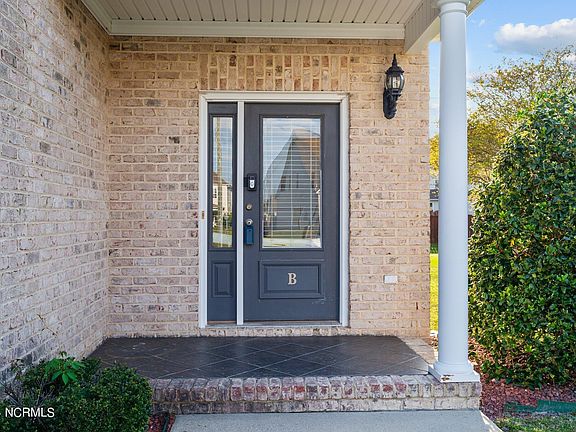 4th image of 2316 Dovedale Drive #B