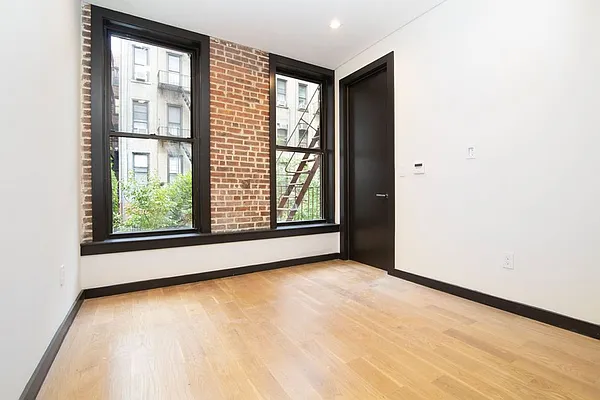 Rented by REAL New York | media 4