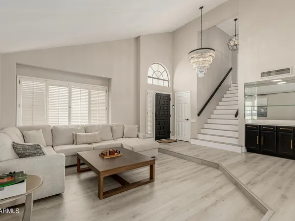 987 E DIVOT Drive, Tempe, AZ 85283