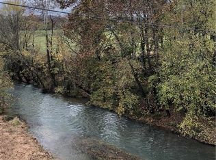 Stone River Ln, Berryville, AR 72616