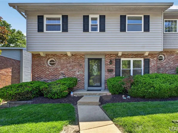 13220 Matador Dr, Saint Louis, MO 63141