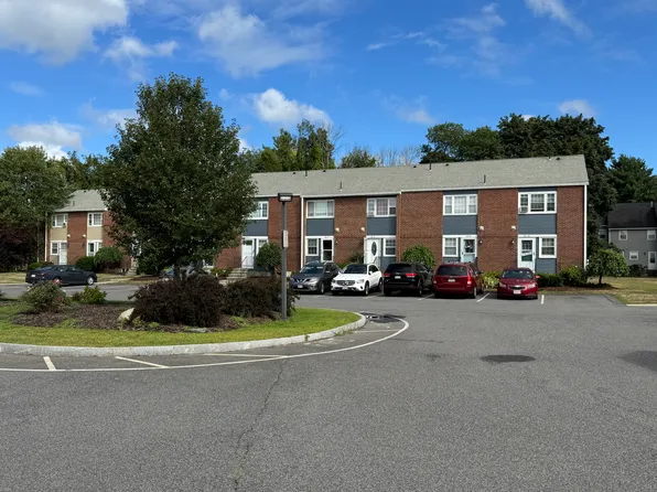 41 Foundry St APT 23-2, South Easton, MA 02375