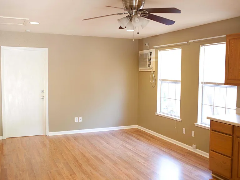 4519 Merle Dr #A2 — Photo 2