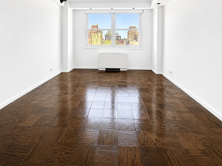 360 W 22nd St #10C — Photo 8