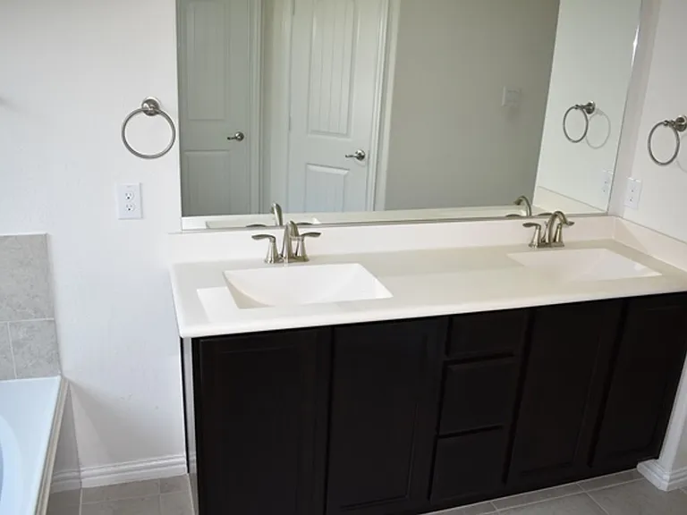 816 Joaquin Way — Photo 12