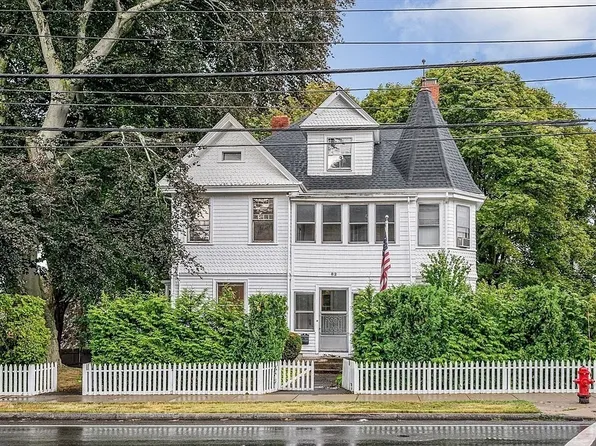 82 Lincoln Ave #2, Saugus, MA 01906