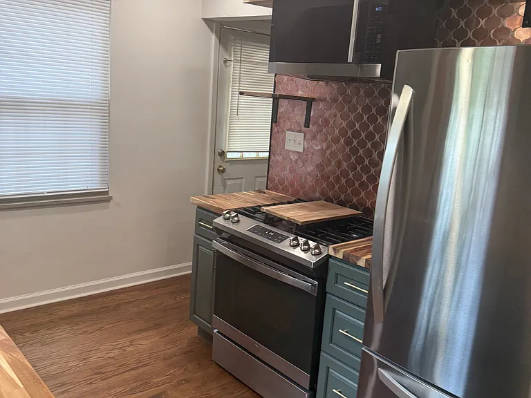 5706 Indianola Ave — Photo 5