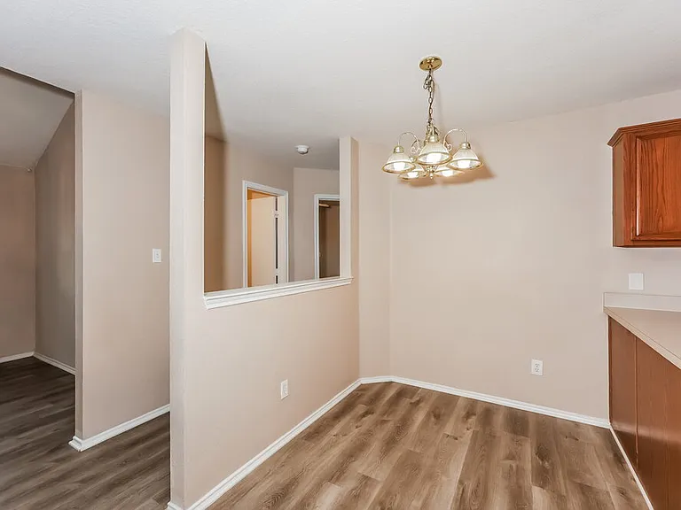 6101 Summerfield Dr — Photo 7