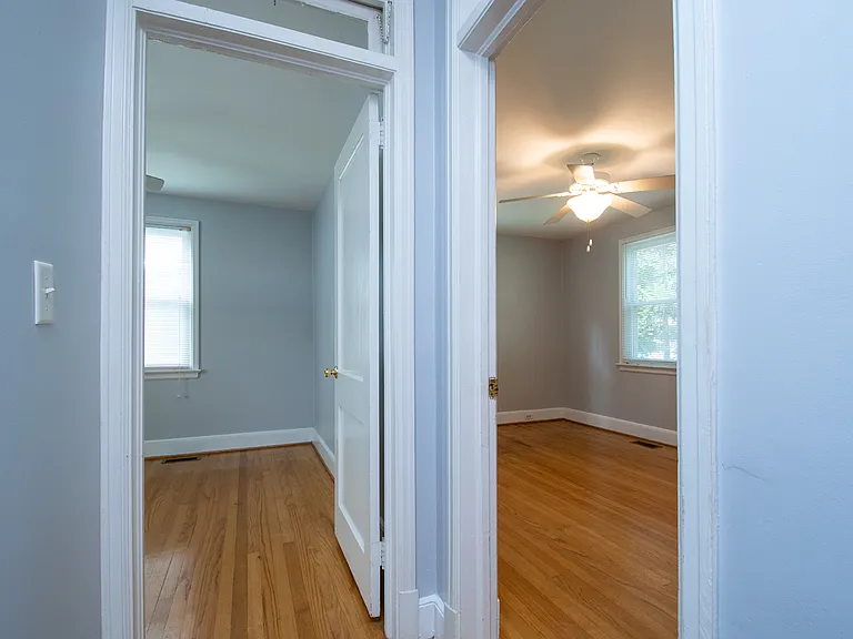 724 Pembroke Ave — Photo 9