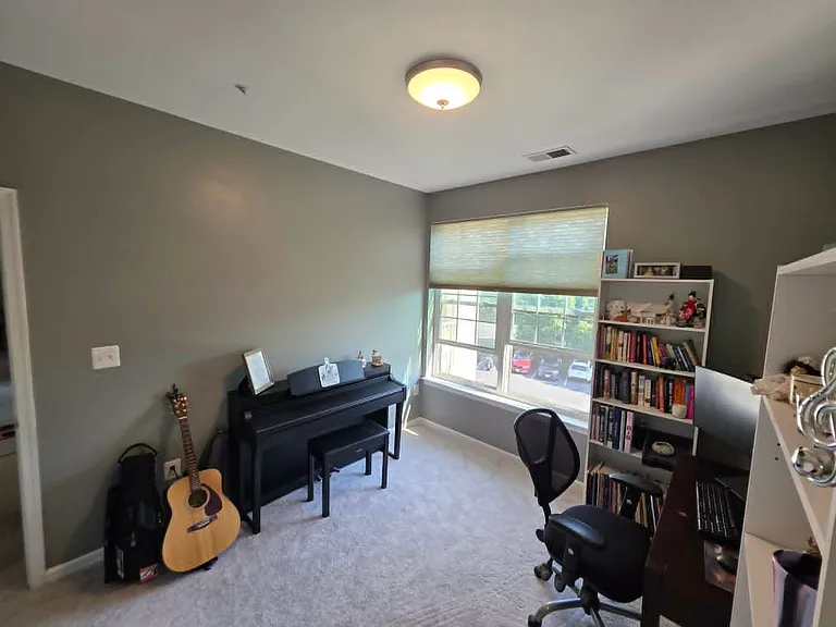43300 Marymount Ter #300 — Photo 15