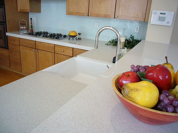 New CaesarStone counters